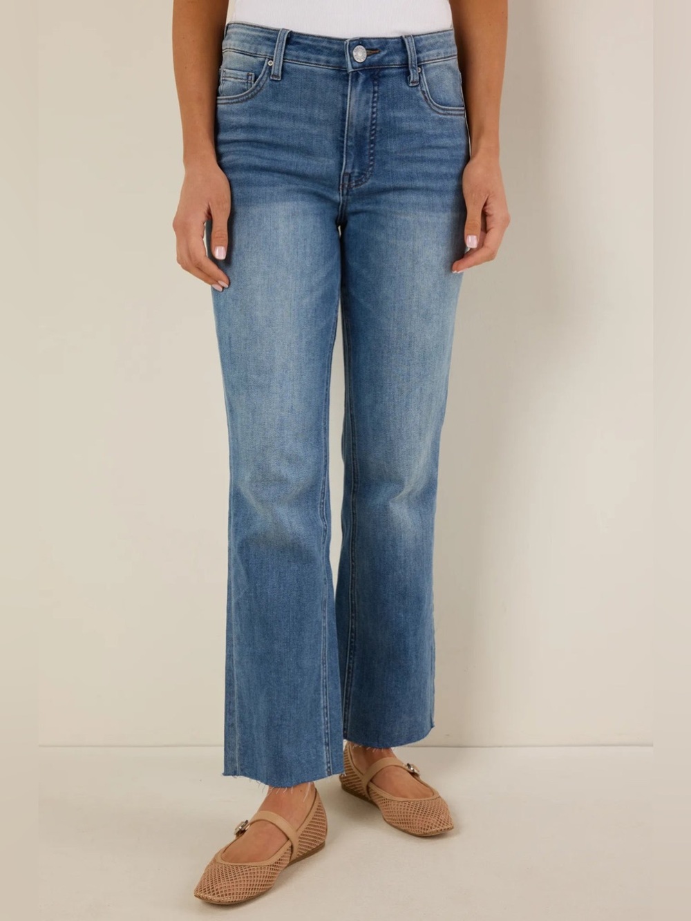 AVARA by RISEN Straight-Leg Jeans in Faded Blue Denim with Raw Hem